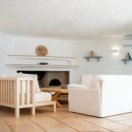 Flor, Exclusive House With Pool In