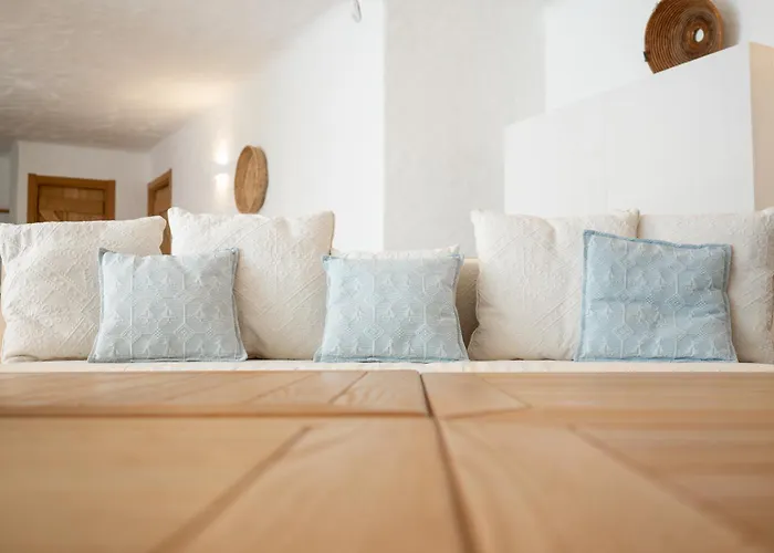 Villa Flor, Exclusive House With Pool In Stintino
