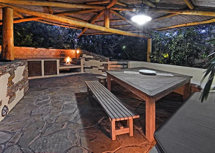 Flor, Exclusive House With Pool In Villa