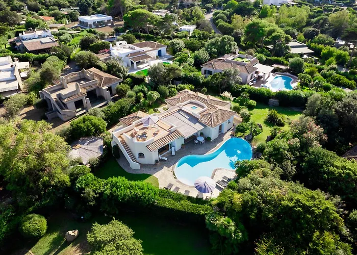 Villa Flor, Exclusive House With Pool In Stintino