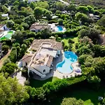 Flor, Exclusive House With Pool In * Stintino