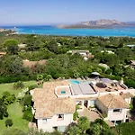 Flor, Exclusive House With Pool In * Stintino