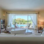 Villa Flor, Exclusive House With Pool In