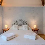 Flor, Exclusive House With Pool In Villa *