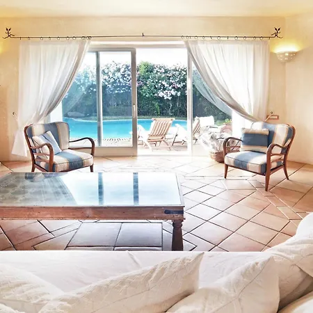 Flor, Exclusive House With Pool In Stintino