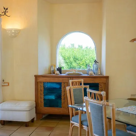 Villa Flor, Exclusive House With Pool In