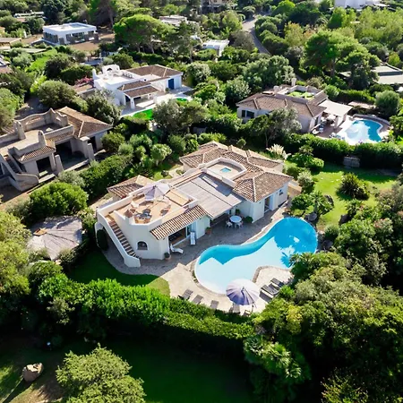 Villa Flor, Exclusive House With Pool In Stintino