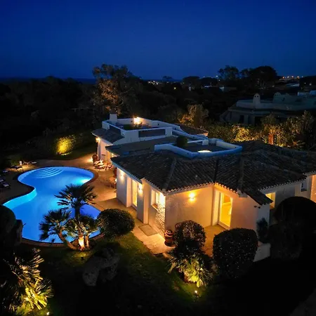 Flor, Exclusive House With Pool In *