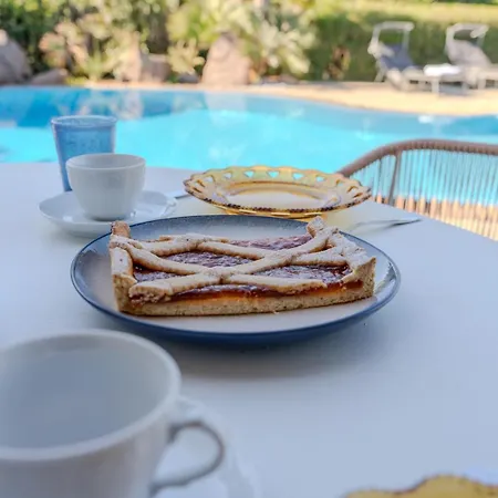فيلة Flor, Exclusive House With Pool In ستينتينو