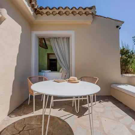 فيلة Flor, Exclusive House With Pool In ستينتينو