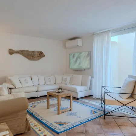 فيلة Flor, Exclusive House With Pool In *