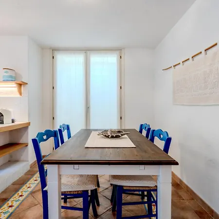 فيلة Flor, Exclusive House With Pool In ستينتينو