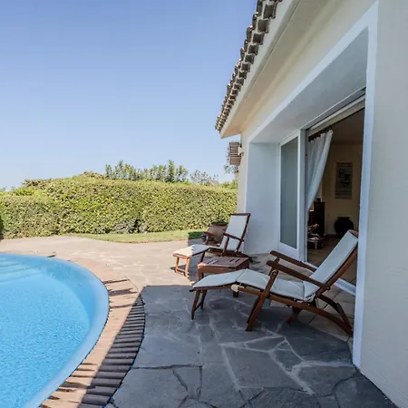 Flor, Exclusive House With Pool In