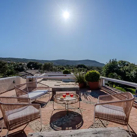 Flor, Exclusive House With Pool In فيلة ستينتينو
