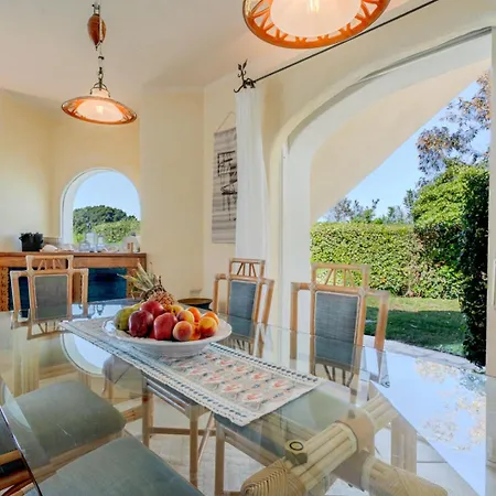 فيلة Flor, Exclusive House With Pool In