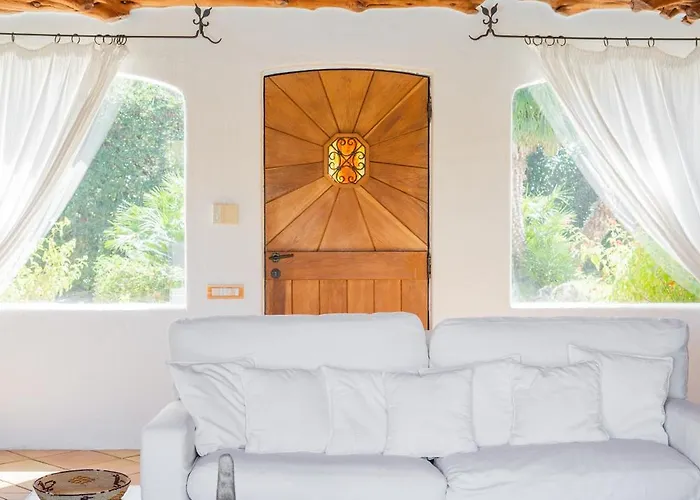 Villa Flor, Exclusive House With Pool In Stintino