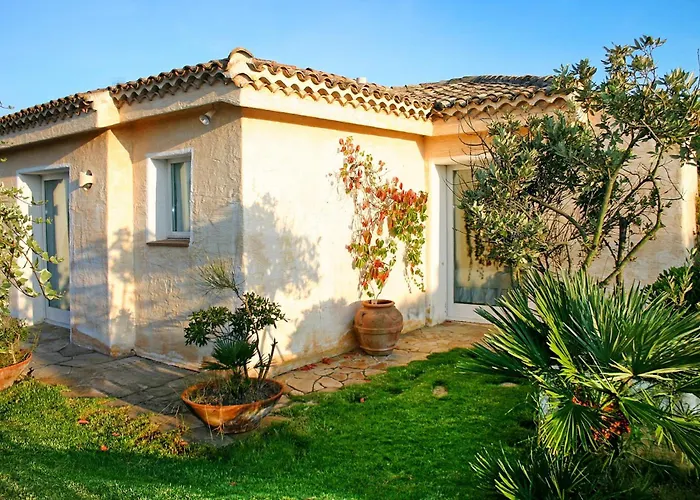 Вилла Flor, Exclusive House With Pool In Стинтино