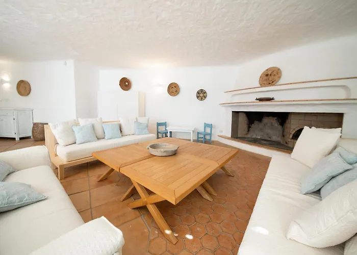 Вилла Flor, Exclusive House With Pool In *