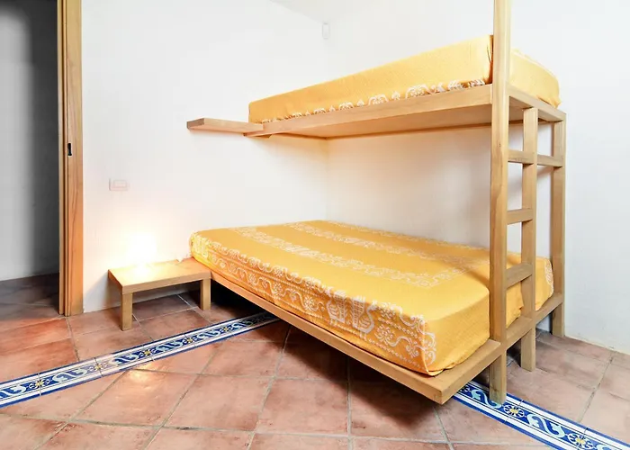 Flor, Exclusive House With Pool In *